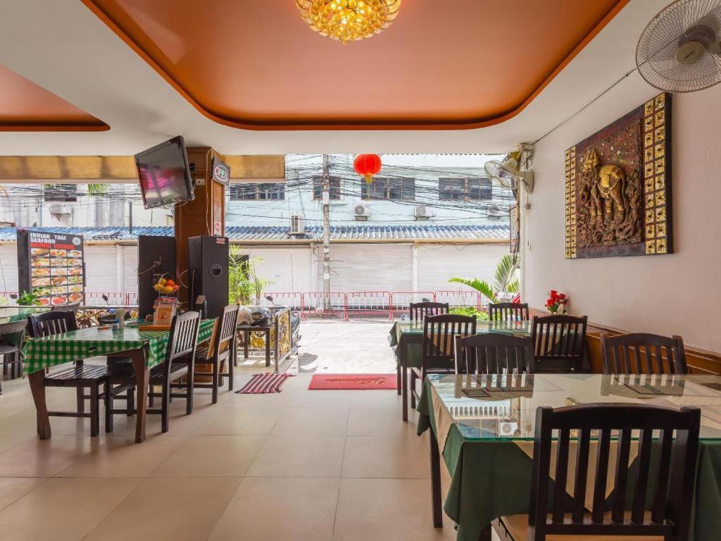 Hotel Oyo 126 Patong Station House Exterior foto